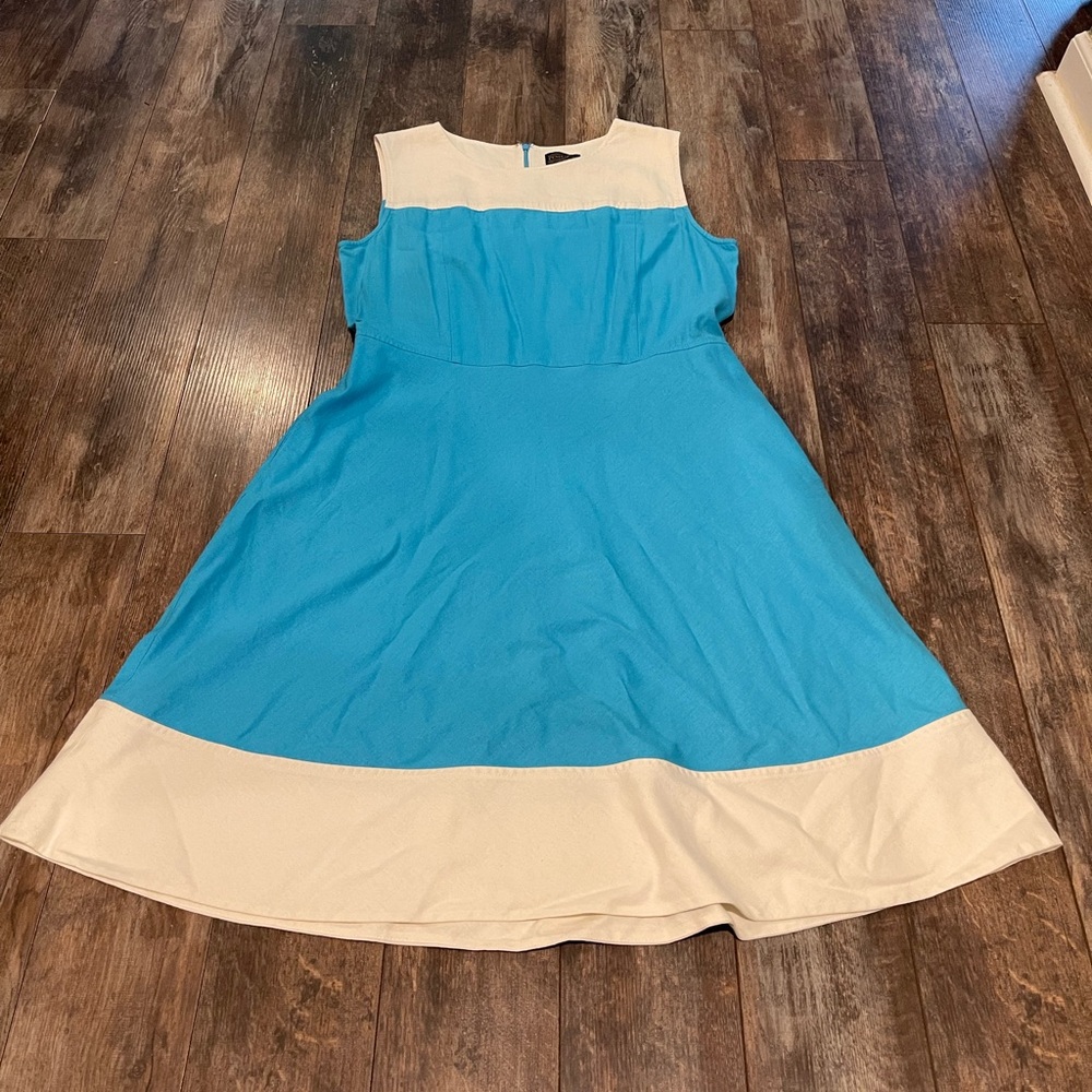 🛍️Pendleton Blue and Cream Midi Dress